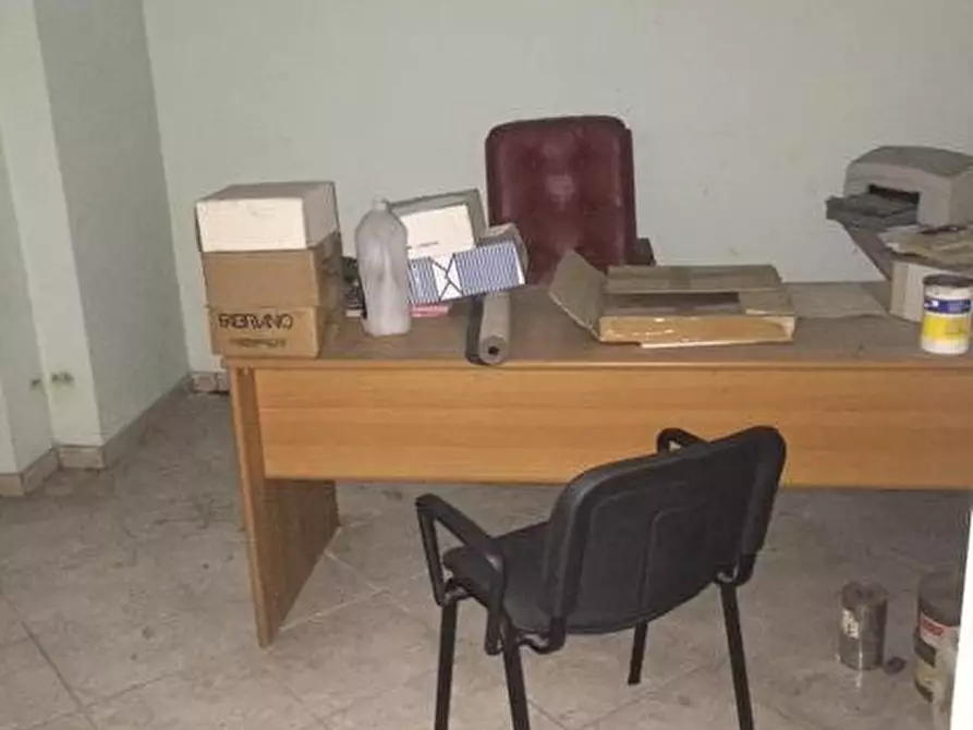 Immagine 5 di Palazzo in vendita  in via  Gabriele D'annunzio a Carinaro