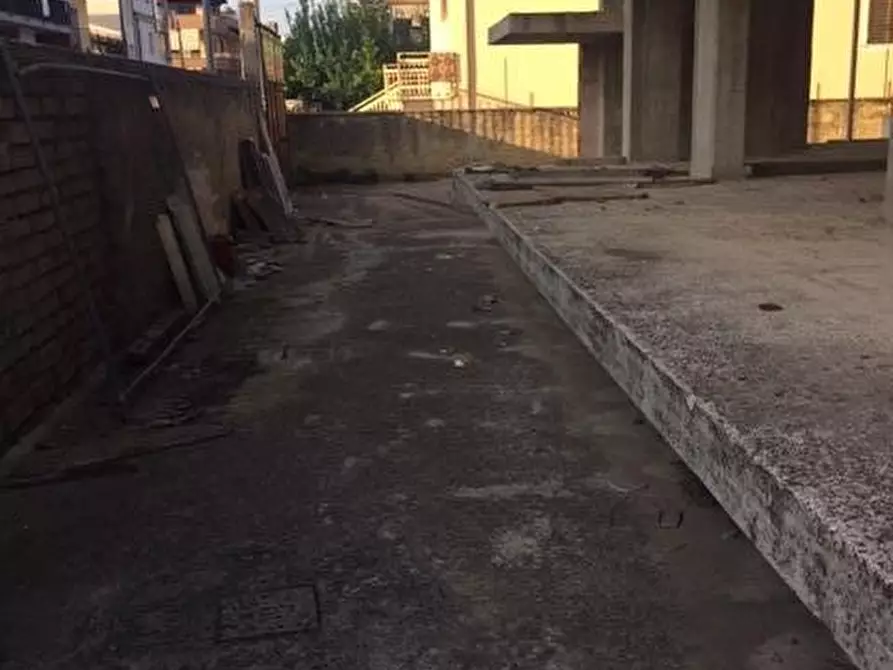 Immagine 8 di Palazzo in vendita  in via  Gabriele D'annunzio a Carinaro