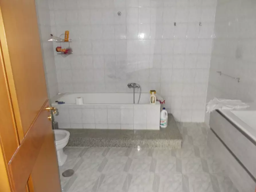 Immagine 11 di Casa semindipendente in vendita  in VIA   Guglielmo Marconi, SNC a Trentola Ducenta