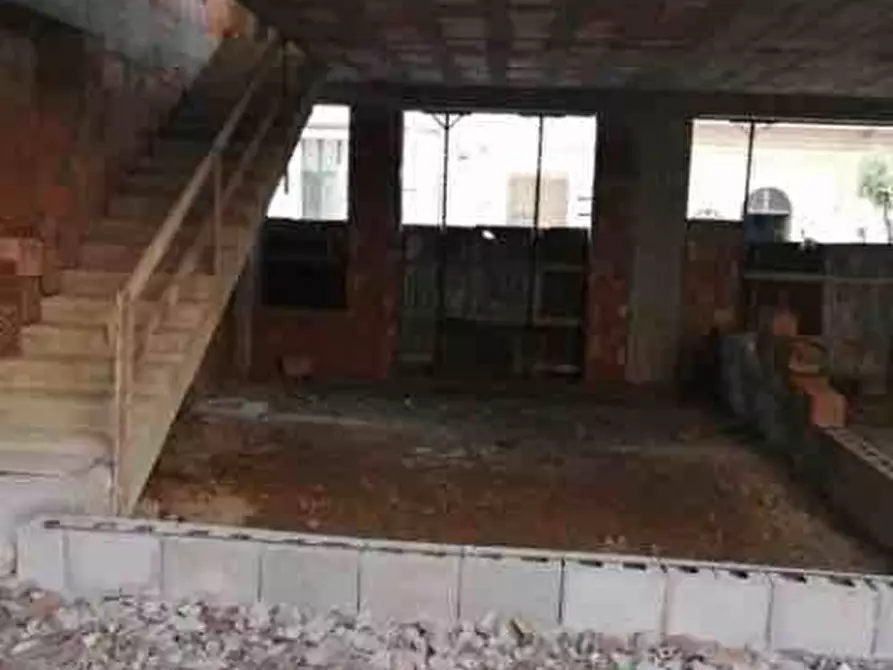 Immagine 7 di Villa in vendita  in VIA  ROMA 250 a Trentola Ducenta