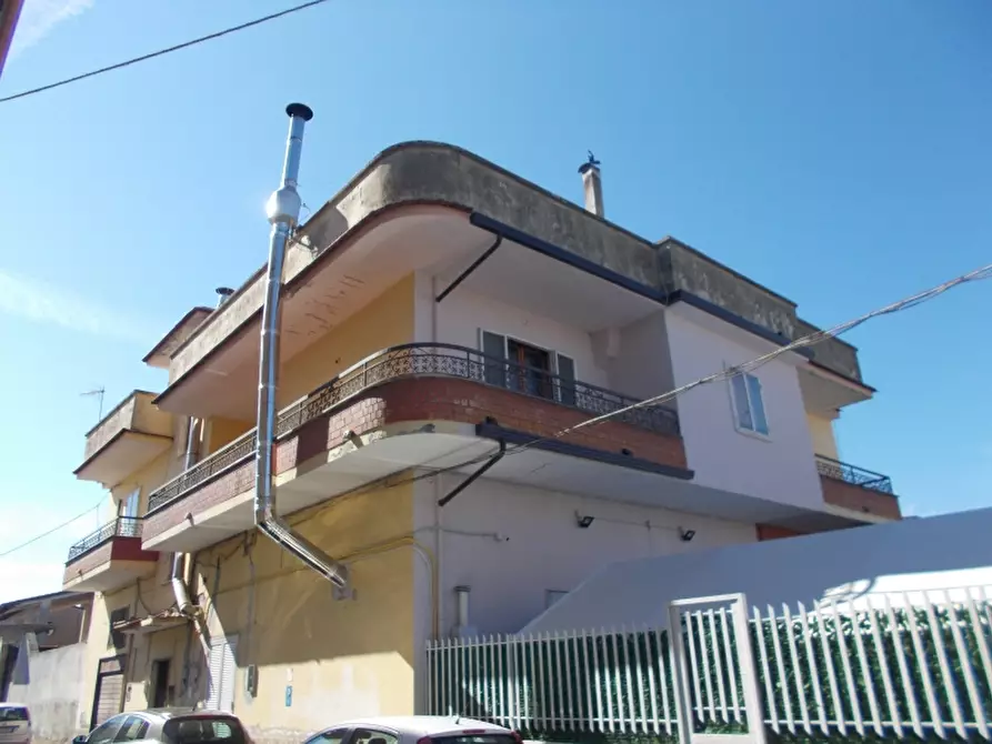 Immagine 2 di Palazzo in vendita  in VIA    : Via Acquaro, SNC a San Cipriano D'aversa