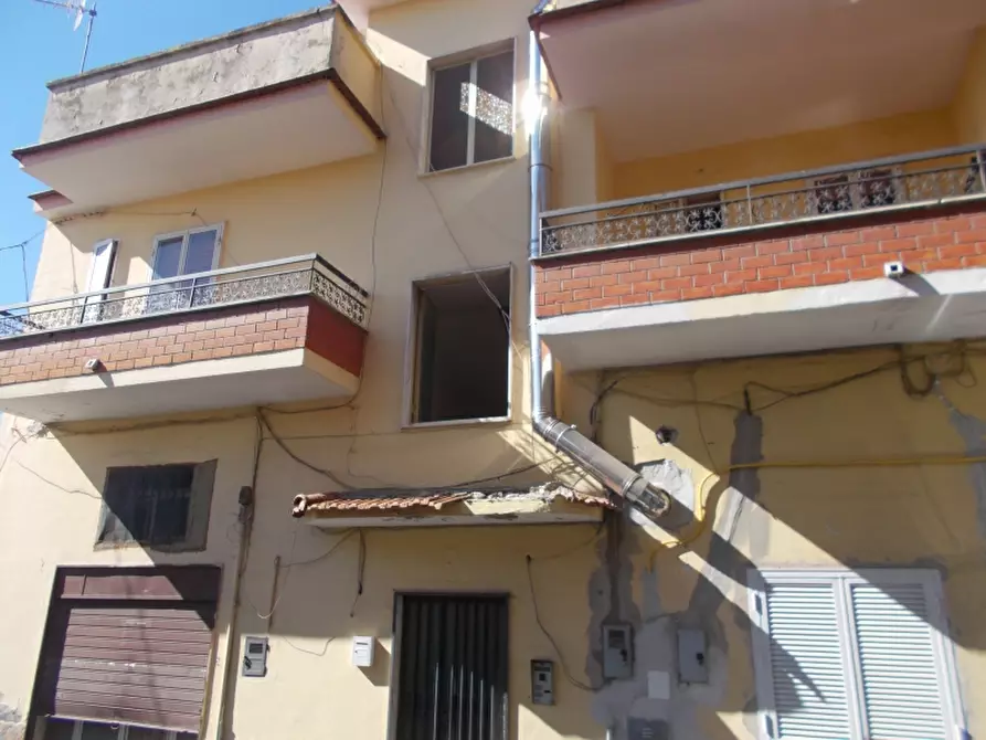 Immagine 4 di Palazzo in vendita  in VIA    : Via Acquaro, SNC a San Cipriano D'aversa