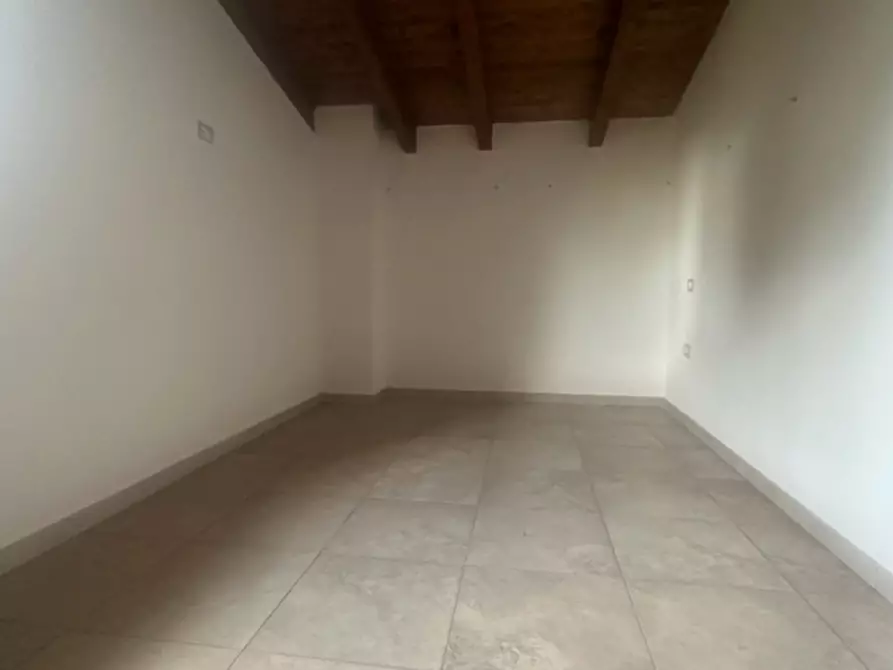 Immagine 16 di Villa in vendita  in STRADA PROVINCIALE SANTA MARIA SNC a Vinchiaturo