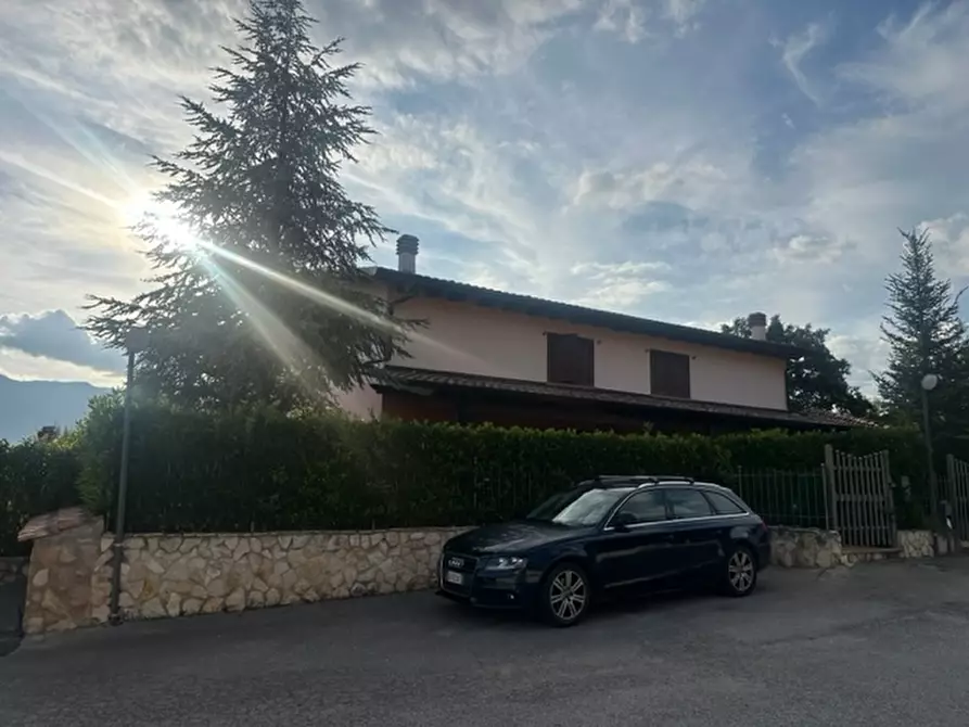 Immagine 4 di Villa in vendita  in STRADA PROVINCIALE SANTA MARIA SNC a Vinchiaturo