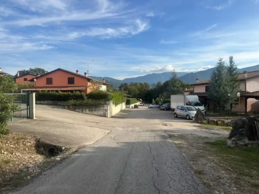 Immagine 18 di Villa in vendita  in STRADA PROVINCIALE SANTA MARIA SNC a Vinchiaturo
