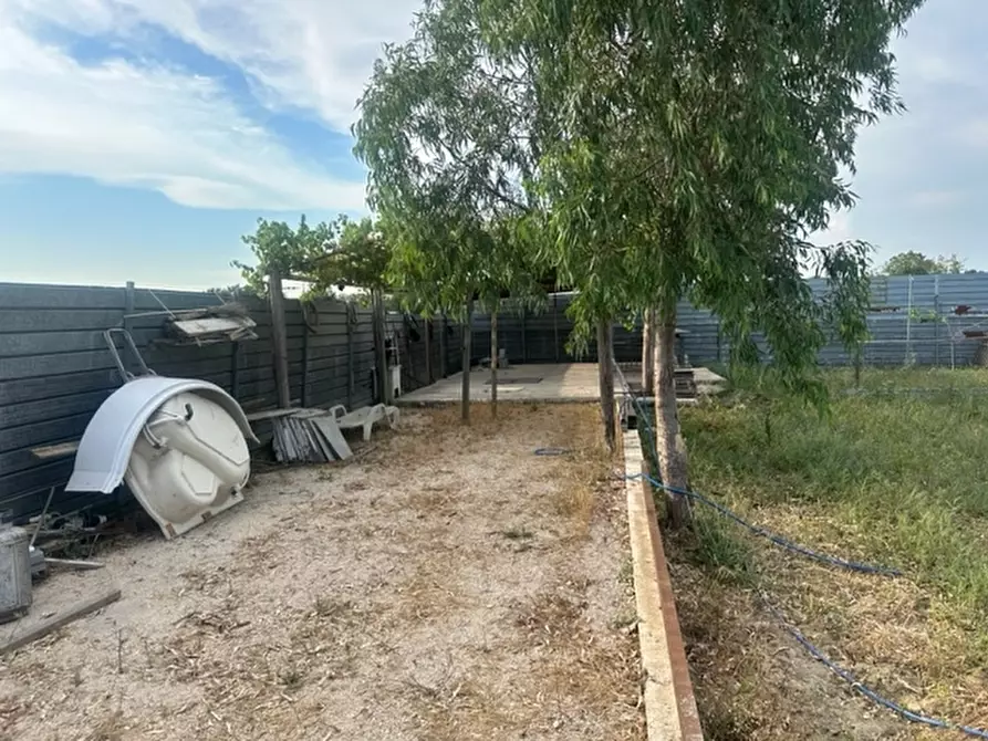 Immagine 3 di Terreno industriale in vendita  in VIA CUPA CROCIFISSO a Villa Di Briano