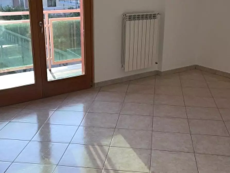 Immagine 6 di Appartamento in affitto  in via bartali snc a Trentola Ducenta