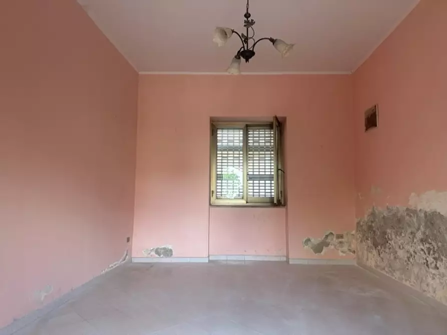 Immagine 3 di Casa semindipendente in vendita  in VIA PACE 2 a Carinaro