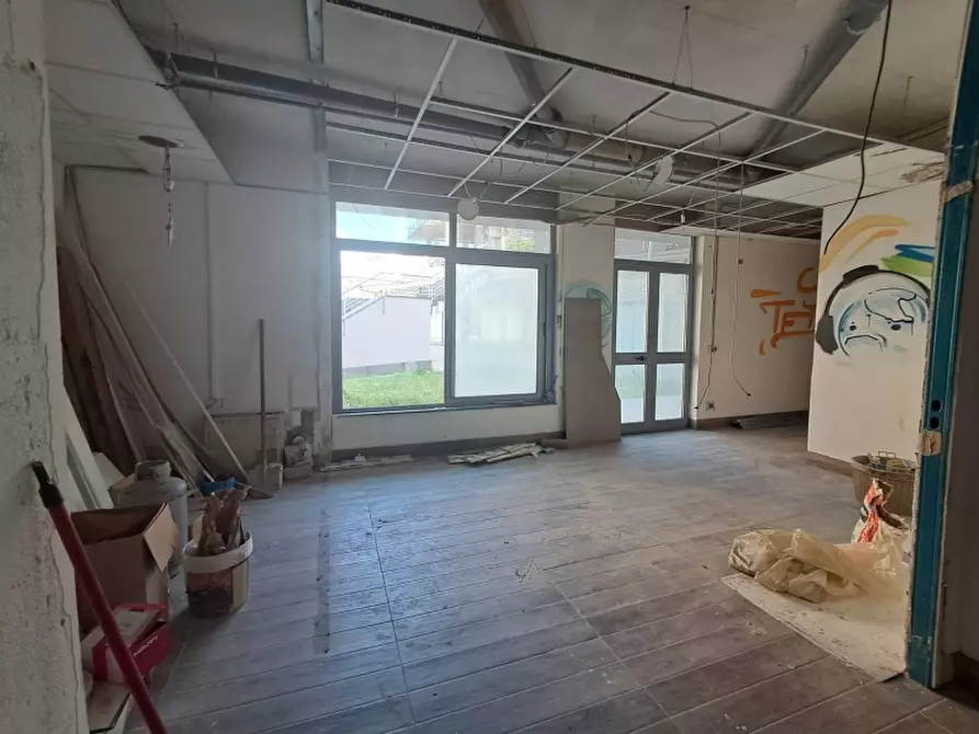 Immagine 3 di Ufficio in affitto  in VIA ROMANIELLO SNC a Trentola Ducenta