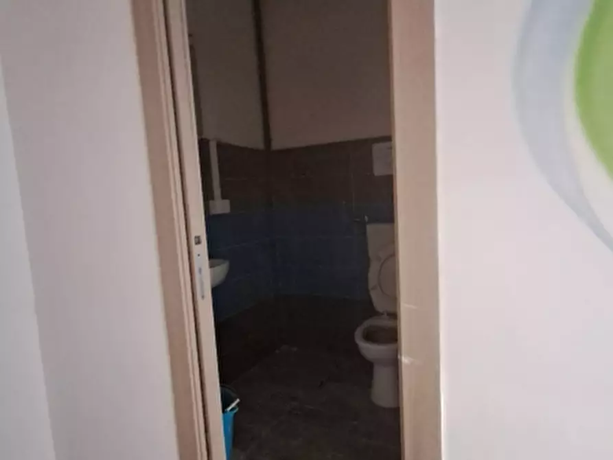 Immagine 5 di Ufficio in affitto  in VIA ROMANIELLO SNC a Trentola Ducenta