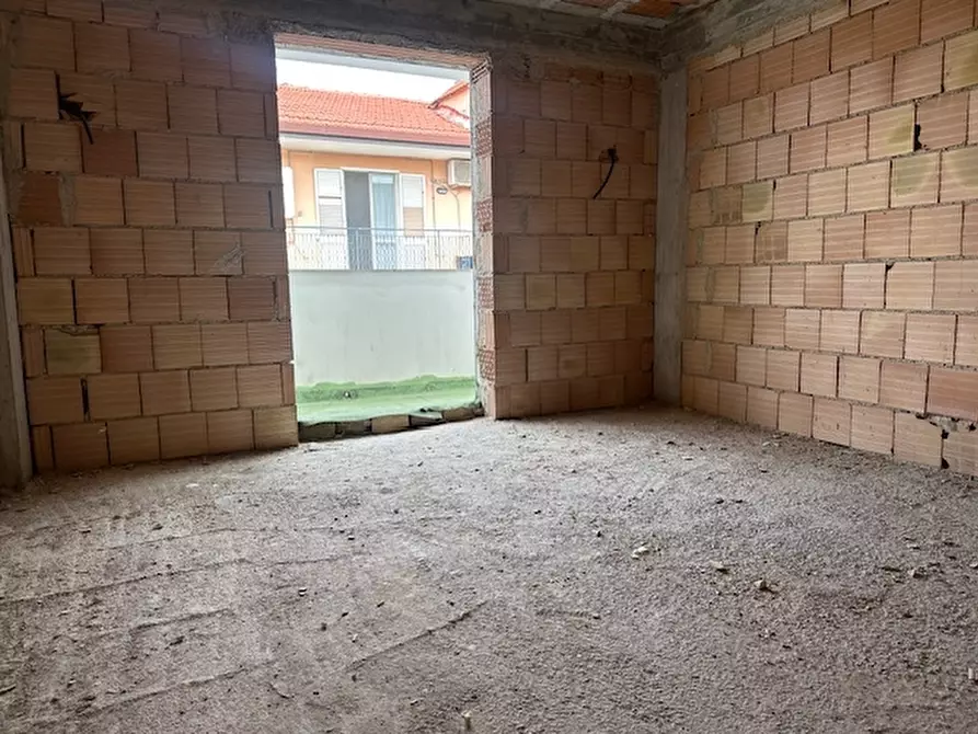 Immagine 8 di Casa semindipendente in vendita  in VIA CAMPANELLO SNC a Teverola