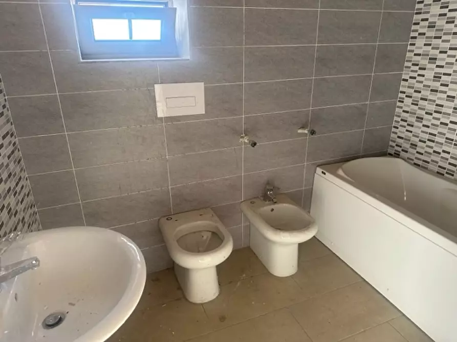 Immagine 9 di Attico in vendita  in VIA APPIA a San Nicola La Strada