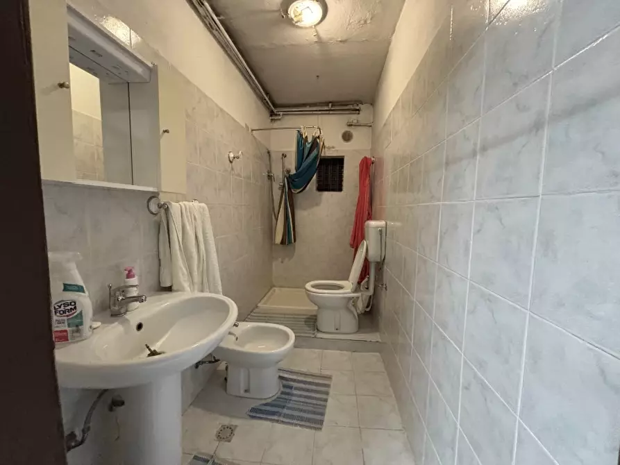 Immagine 17 di Appartamento in vendita  a Carpi