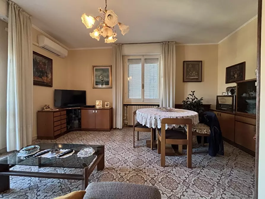 Immagine 9 di Appartamento in vendita  a Carpi