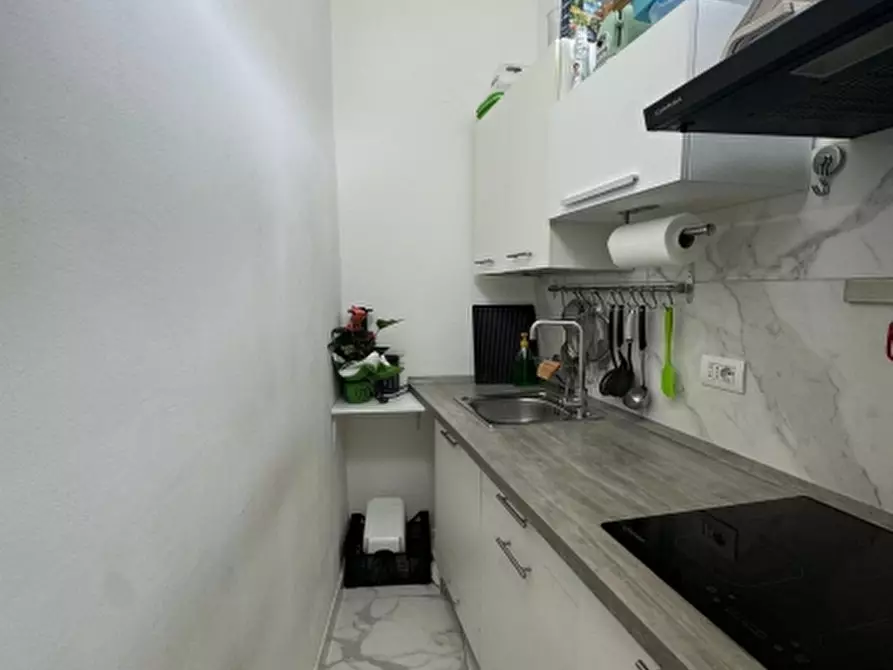 Immagine 5 di Appartamento in vendita  a Modena