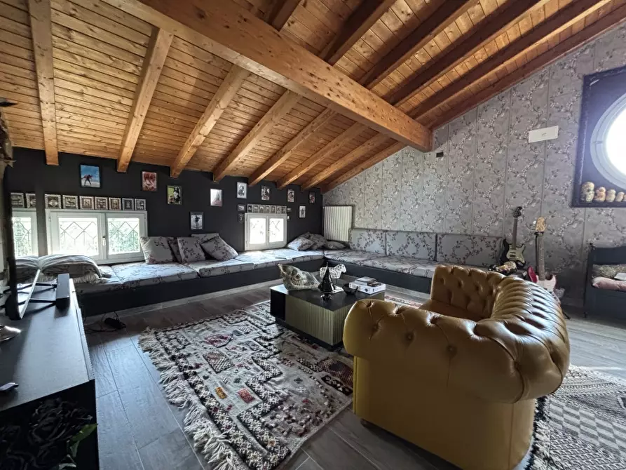 Immagine 28 di Villa in vendita  a Carpi