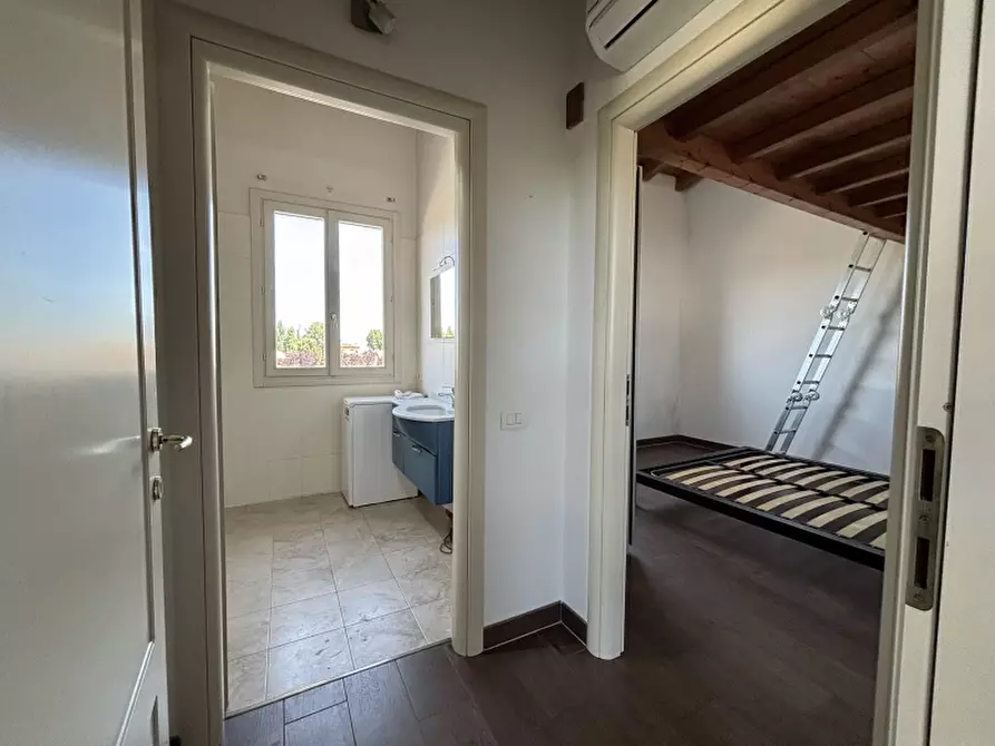 Immagine 12 di Appartamento in vendita  a Soliera