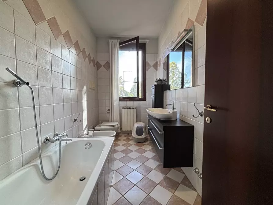 Immagine 21 di Appartamento in vendita  a Carpi