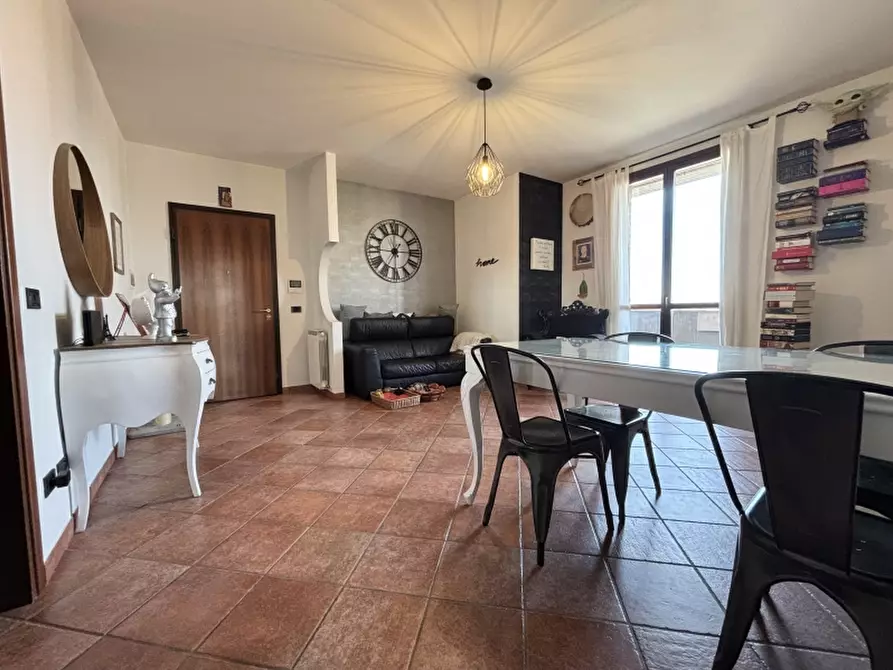 Immagine 4 di Appartamento in vendita  a Carpi