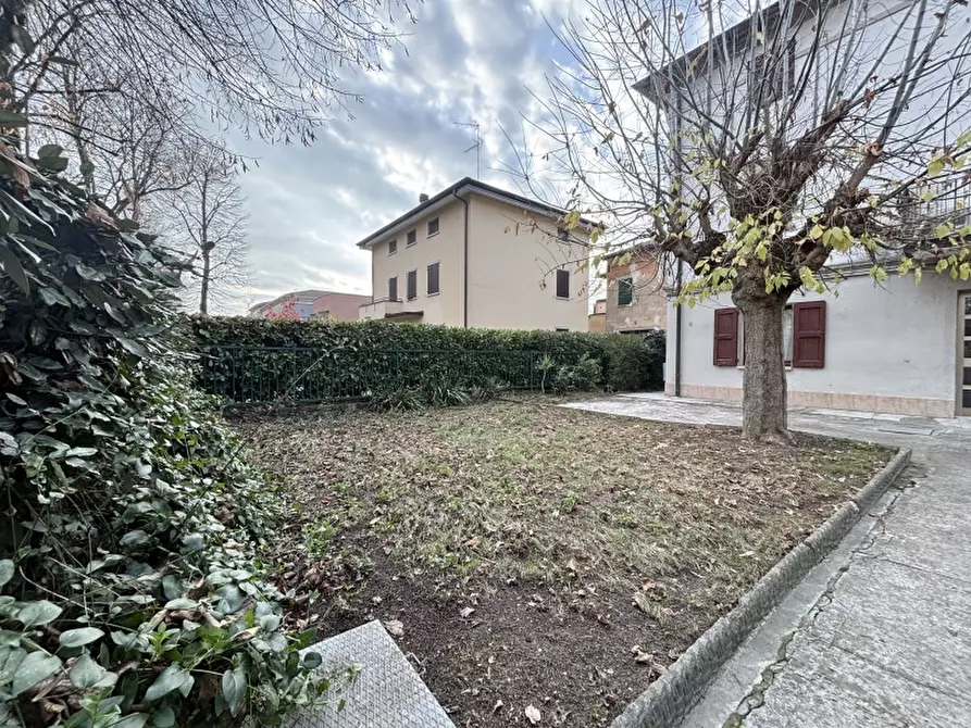 Immagine 1 di Appartamento in vendita  a Soliera