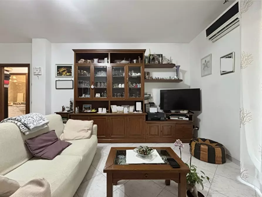 Immagine 4 di Appartamento in vendita  a Soliera