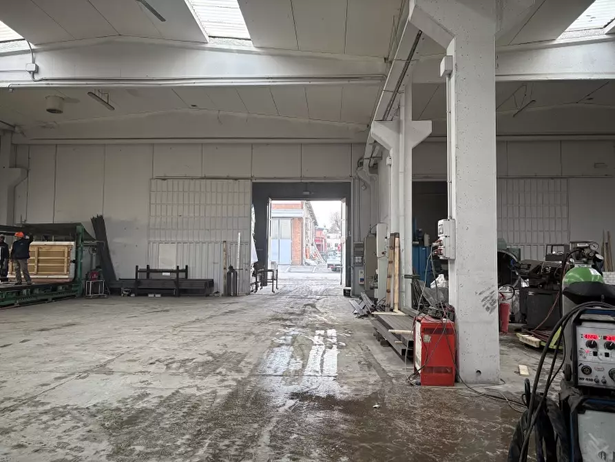 Immagine 18 di Capannone industriale in vendita  a Formigine