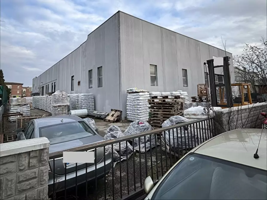 Immagine 3 di Capannone industriale in vendita  a Formigine