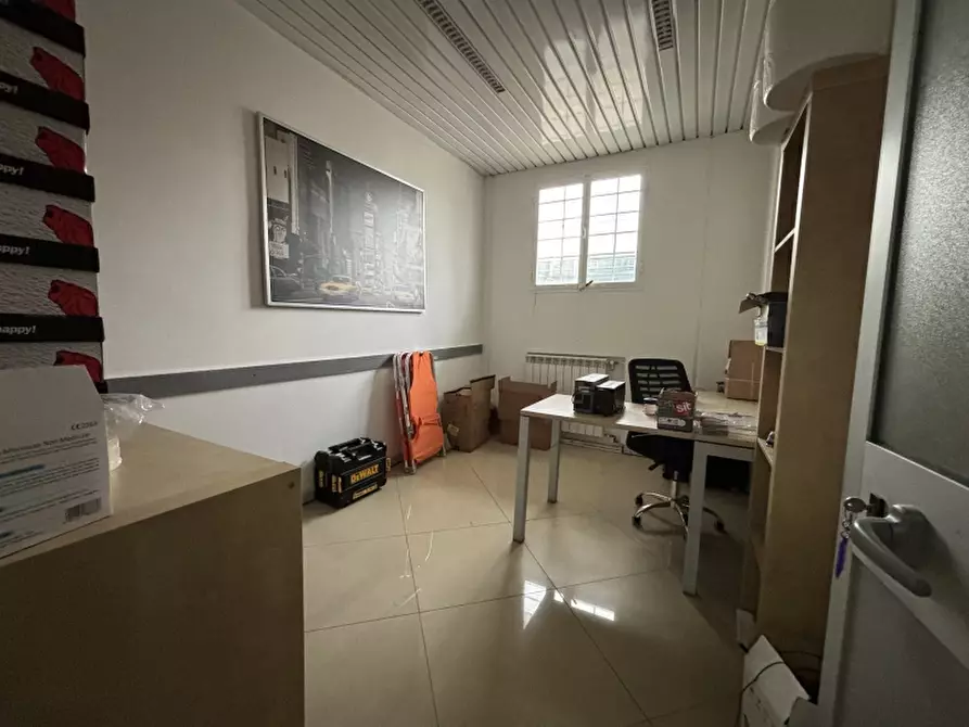 Immagine 13 di Capannone industriale in vendita  a Formigine