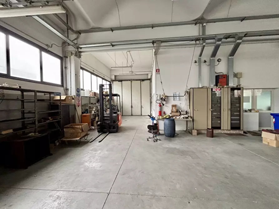 Immagine 23 di Capannone industriale in vendita  a Carpi