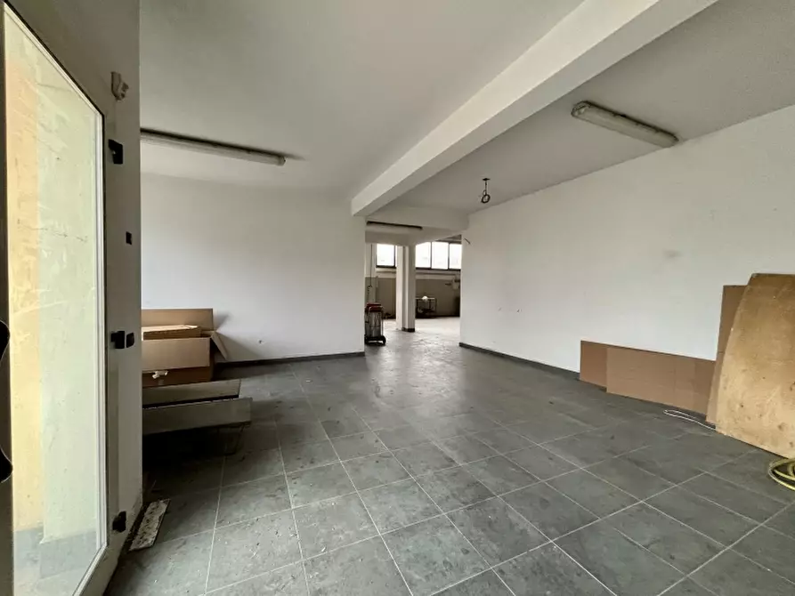 Immagine 19 di Capannone industriale in vendita  a Carpi