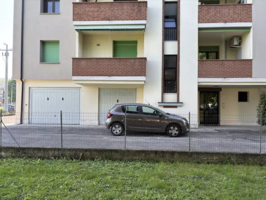 Immagine 1 di Appartamento in vendita  a Soliera