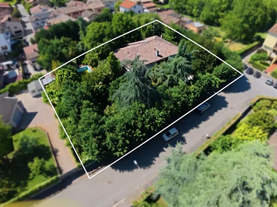 Immagine 1 di Villa in vendita  a Soliera