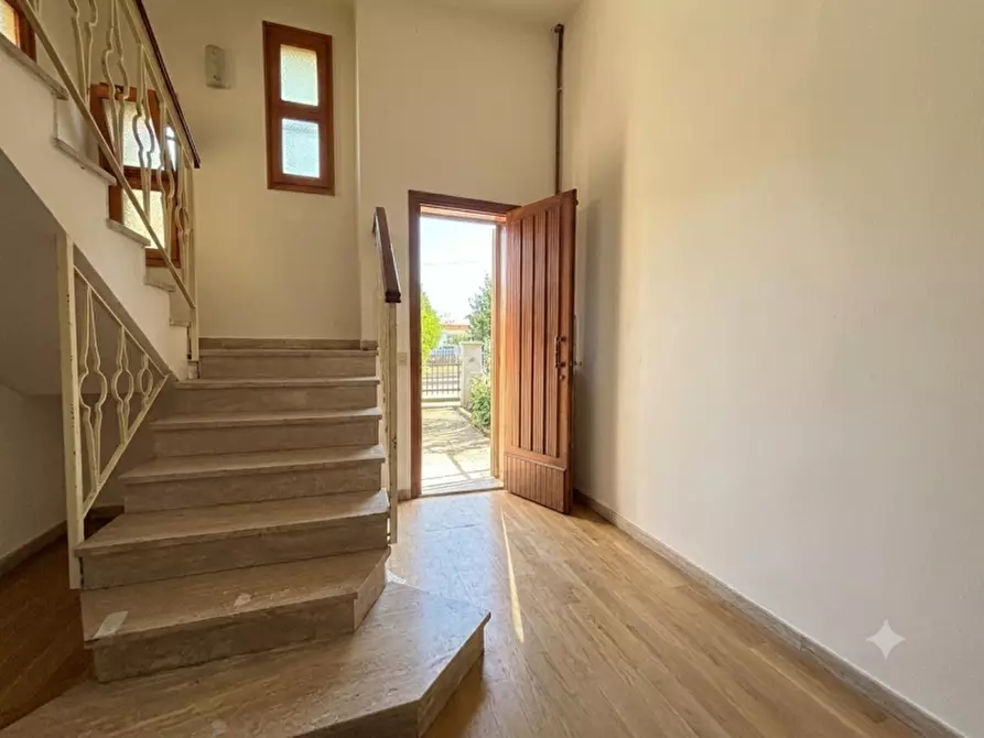 Immagine 5 di Appartamento in vendita  a Novi Di Modena