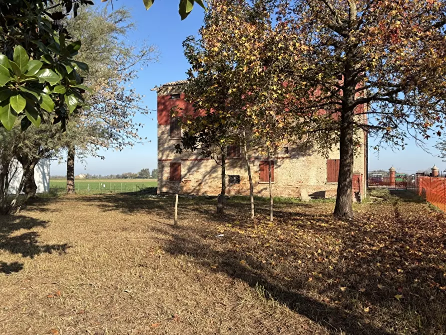 Immagine 3 di Rustico / casale in vendita  a Soliera