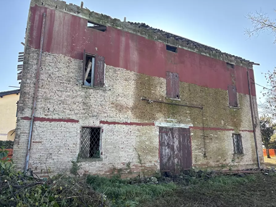 Immagine 9 di Rustico / casale in vendita  a Soliera