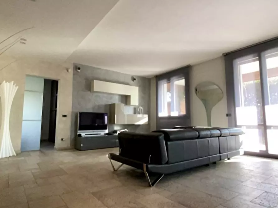 Immagine 14 di Villa in vendita  a Castelfranco Emilia