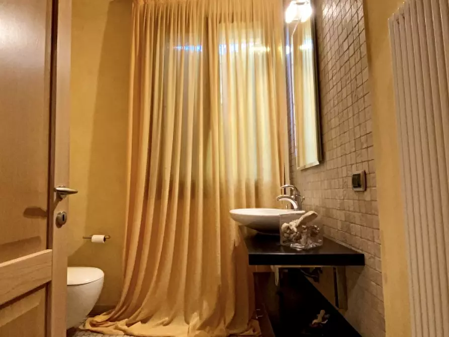 Immagine 22 di Villa in vendita  a Castelfranco Emilia