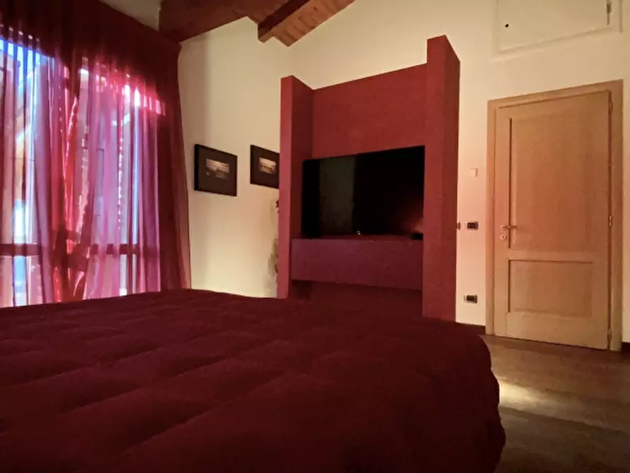 Immagine 35 di Villa in vendita  a Castelfranco Emilia