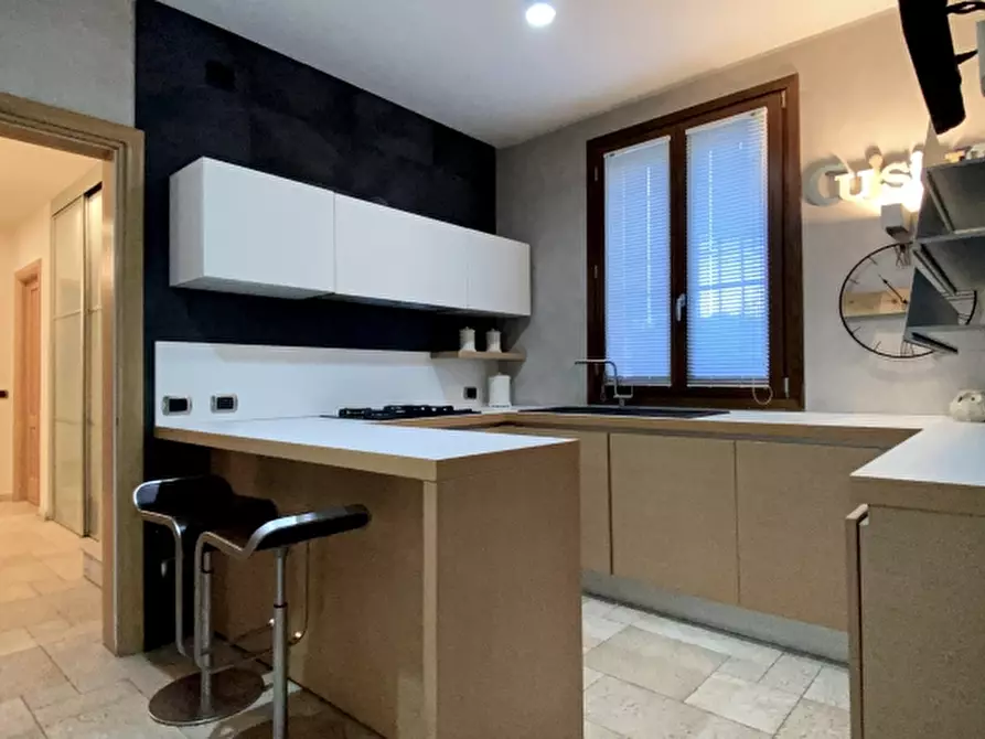 Immagine 16 di Villa in vendita  a Castelfranco Emilia