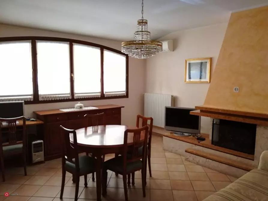 Immagine 17 di Casa bifamiliare in vendita  in Framcesco Manzini a Carpi