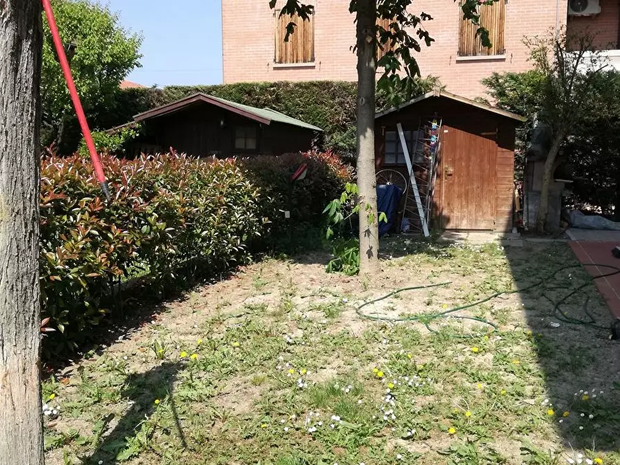 Immagine 2 di Casa bifamiliare in vendita  in Framcesco Manzini a Carpi