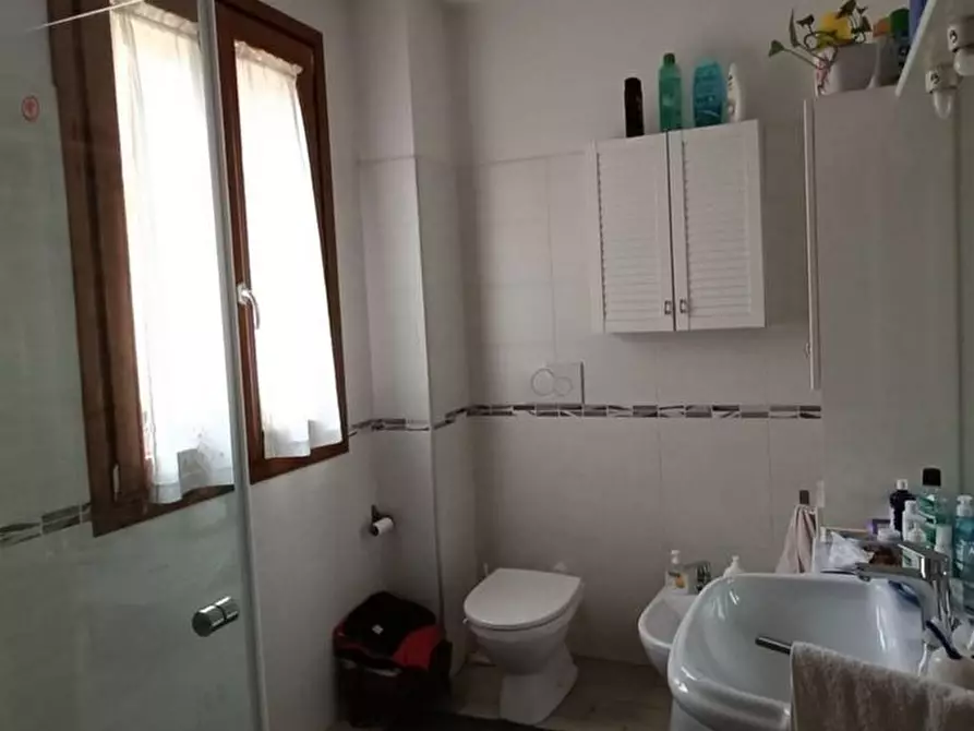 Immagine 20 di Casa bifamiliare in vendita  in roma a Finale Emilia