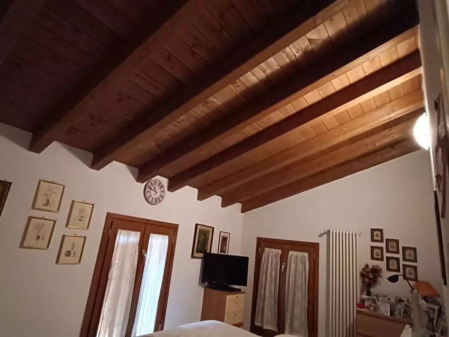 Immagine 29 di Casa bifamiliare in vendita  in roma a Finale Emilia