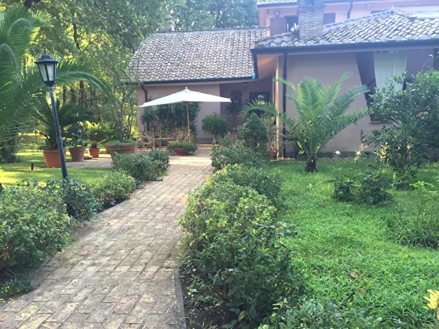 Immagine 4 di Villa in vendita  in Via della Selvotta 7 a Formello