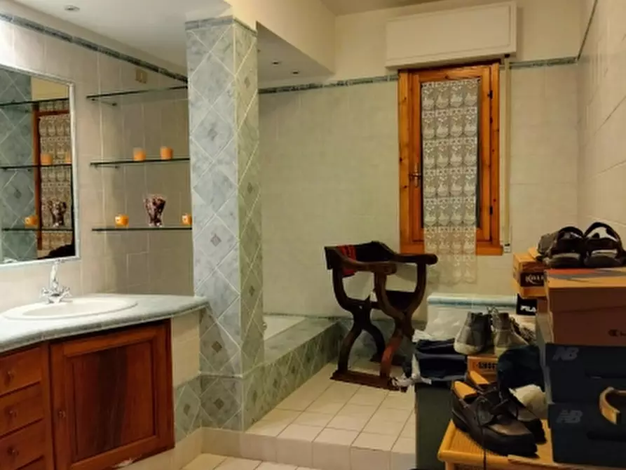 Immagine 5 di Casa bifamiliare in vendita  in Via Roma a Bagno A Ripoli