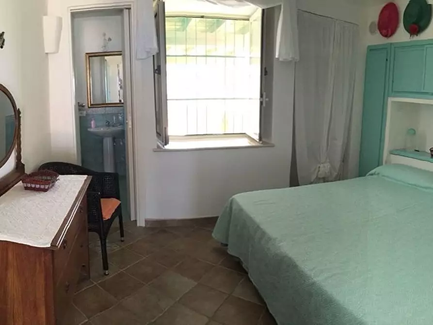 Immagine 11 di Villa in vendita  in Via Strada di Ponente 78 a Lampedusa E Linosa