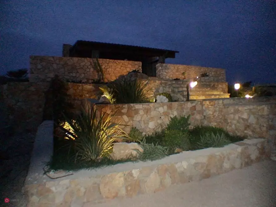 Immagine 4 di Villa in vendita  in Via Strada di Ponente 78 a Lampedusa E Linosa