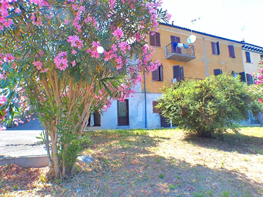 Immagine 6 di Porzione di casa in vendita  in via roma a Cereseto