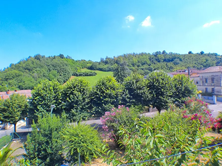 Immagine 4 di Porzione di casa in vendita  in via roma a Cereseto