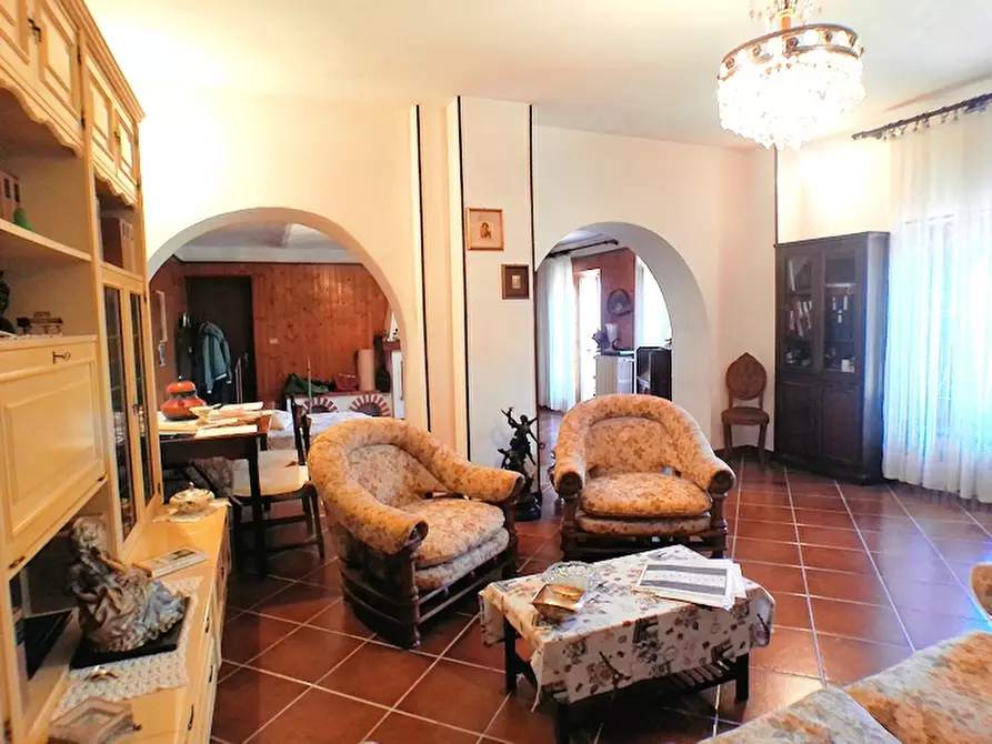 Immagine 7 di Porzione di casa in vendita  in via roma a Cereseto